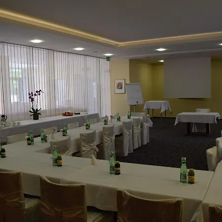 Stadthotel Guertler מלון אמשטטן