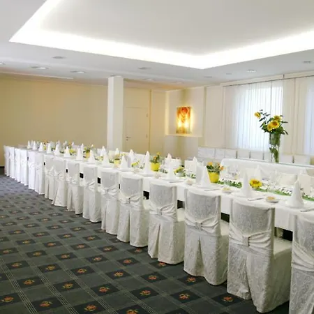 Stadthotel Guertler מלון