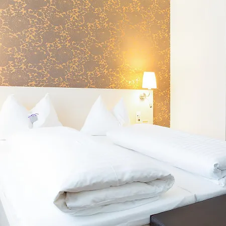 Stadthotel Guertler מלון אמשטטן